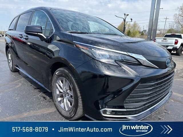 2024 TOYOTA Sienna