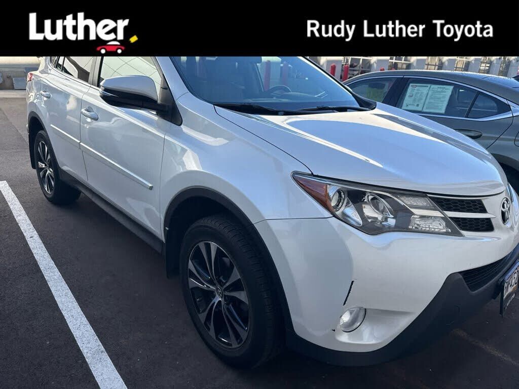 2015 TOYOTA RAV4