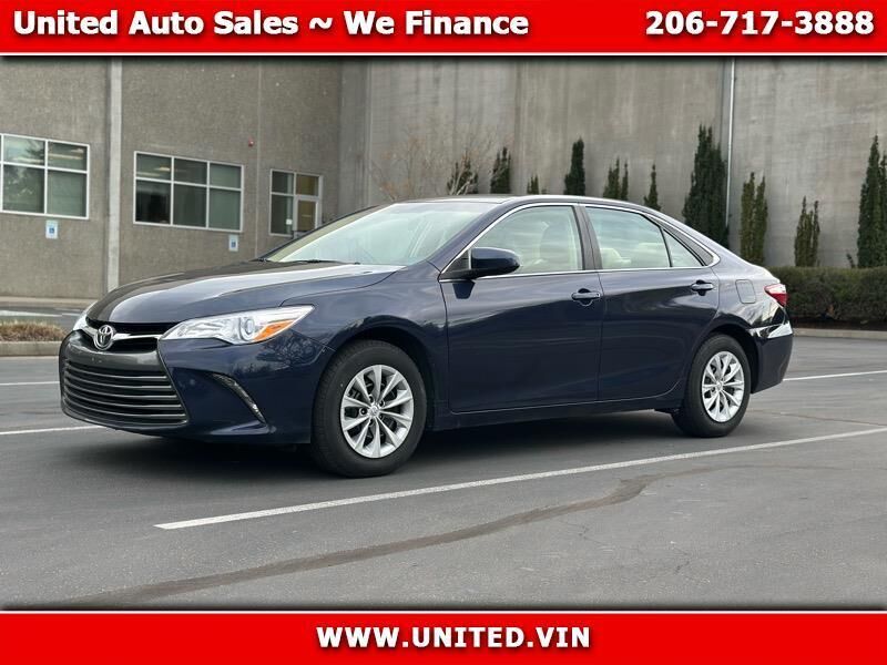2017 TOYOTA Camry