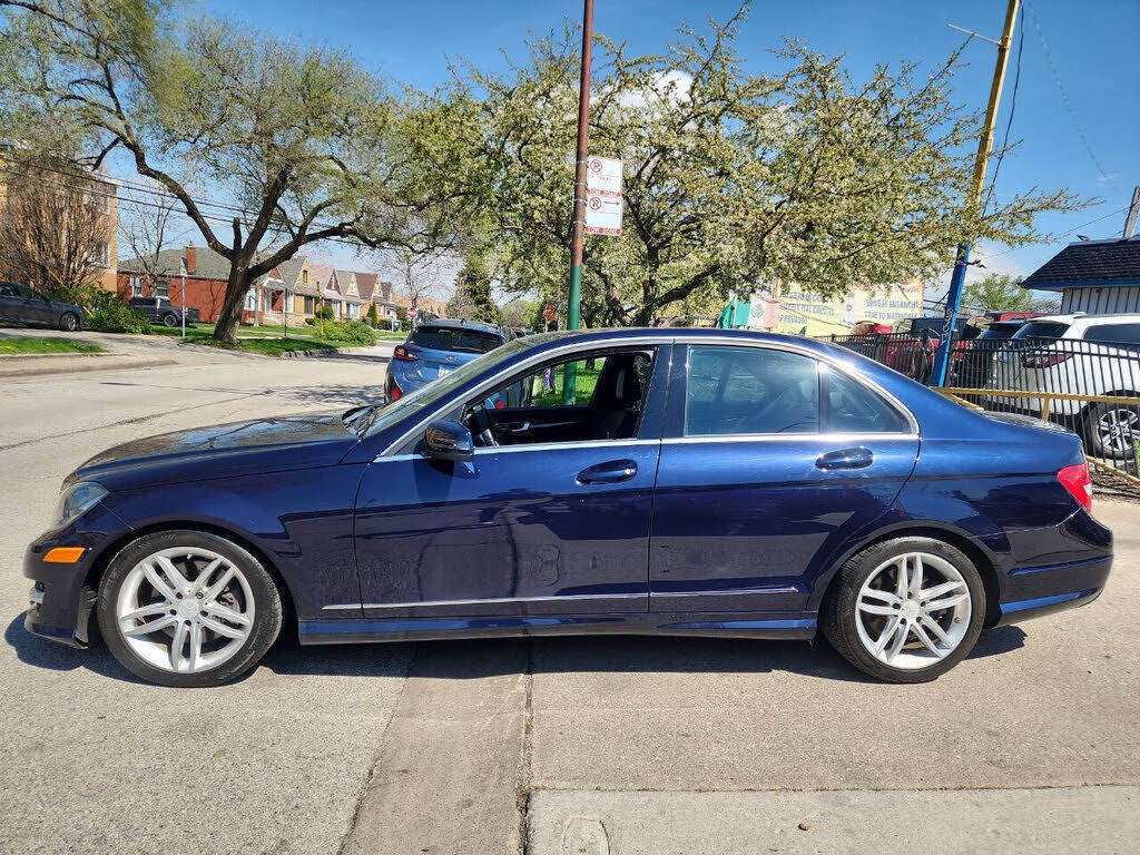 2013 MERCEDES-BENZ C-Class