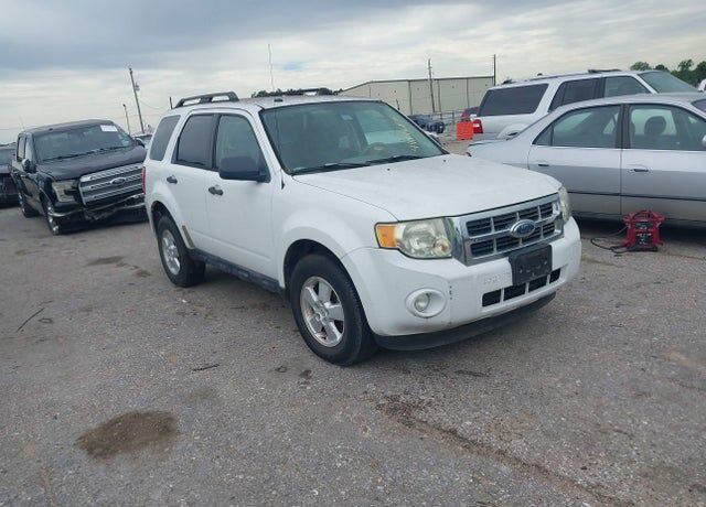 2009 FORD Escape