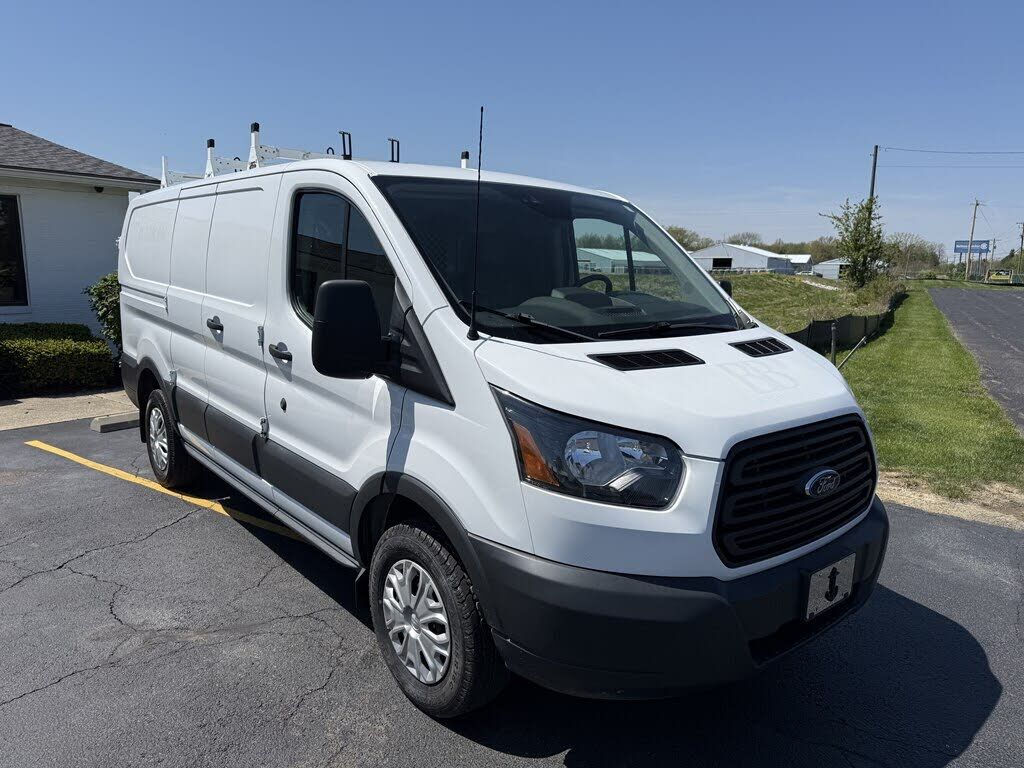 2017 FORD Transit