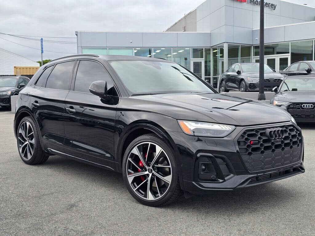 2024 AUDI SQ5