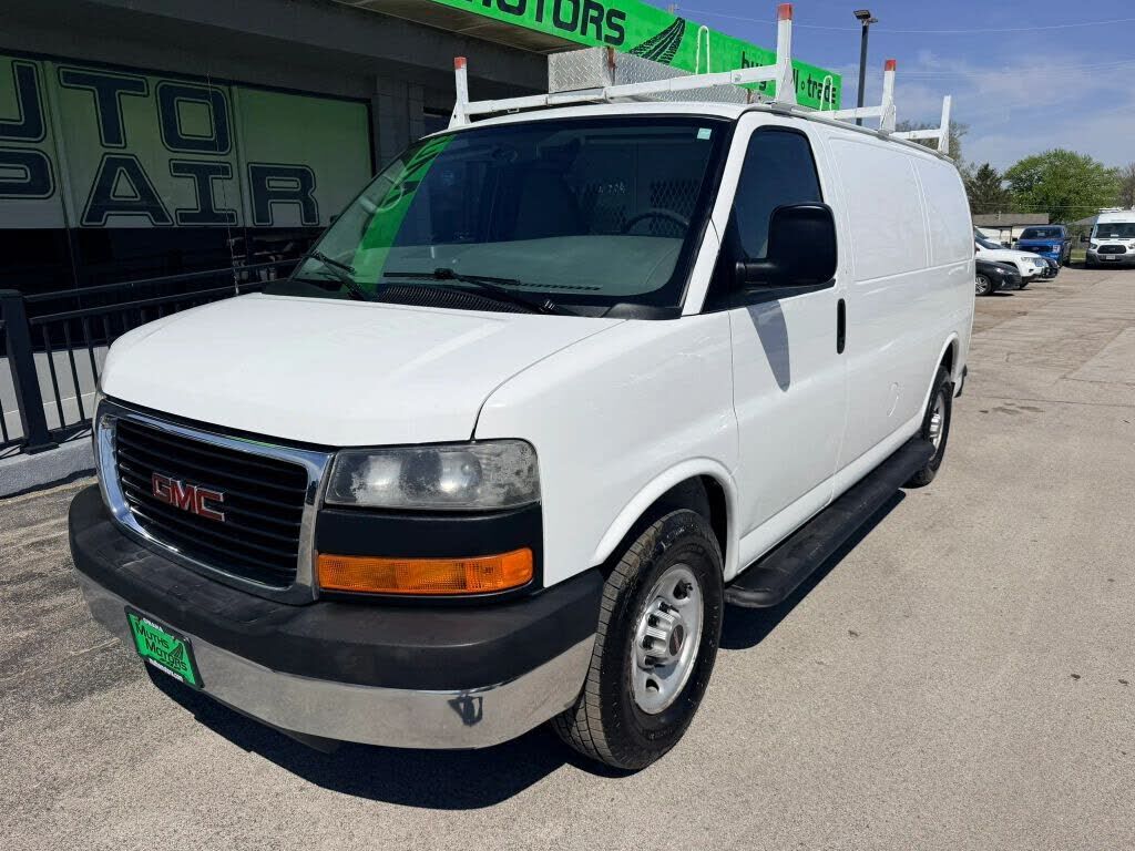 2014 GMC Savana