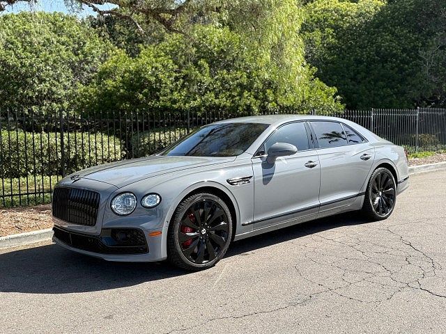 2022 BENTLEY Flying Spur