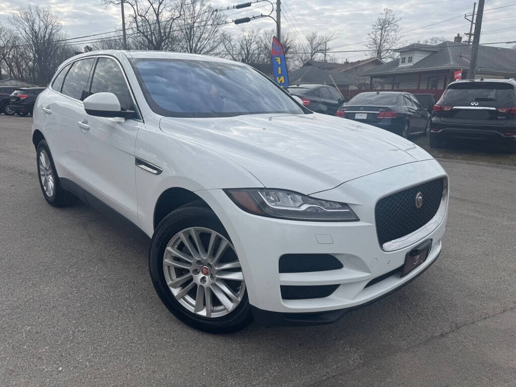 2017 JAGUAR F-Pace