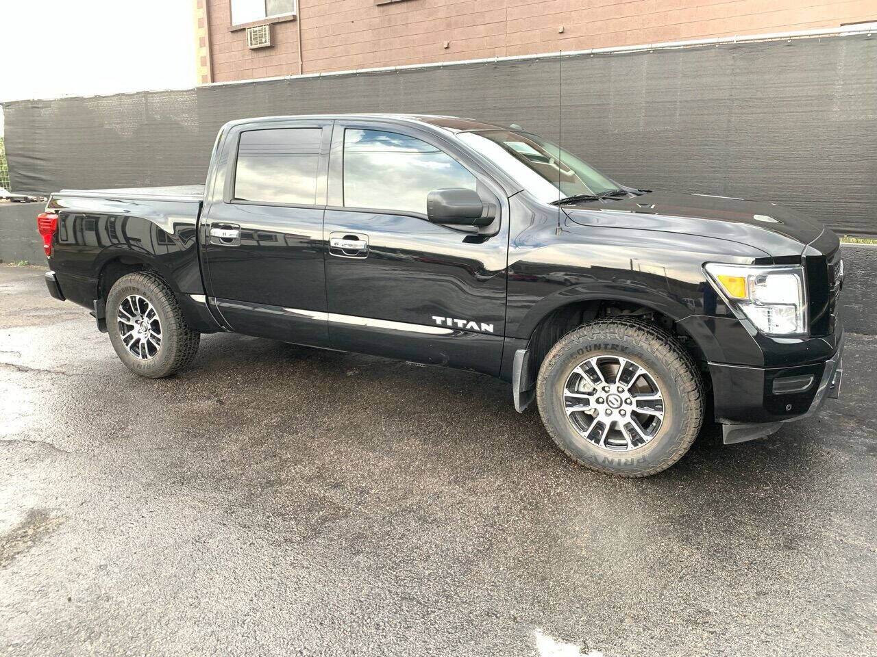 2021 NISSAN Titan
