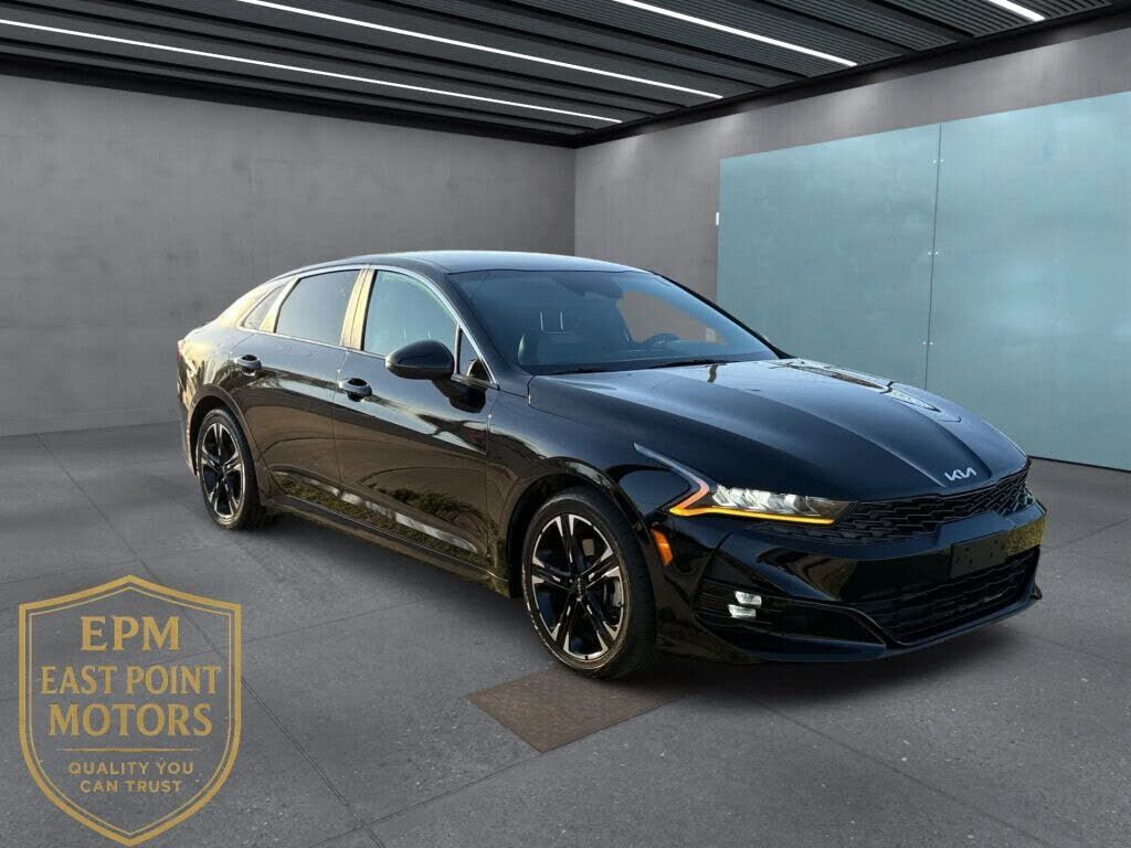 2022 KIA K5