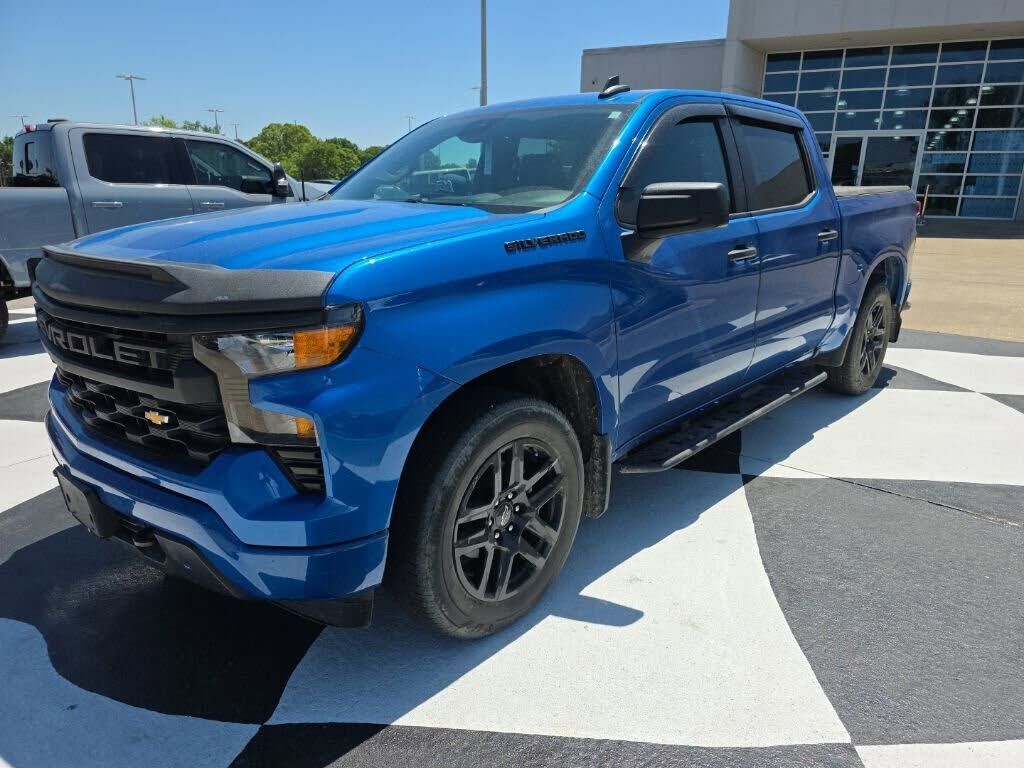 2023 CHEVROLET Silverado