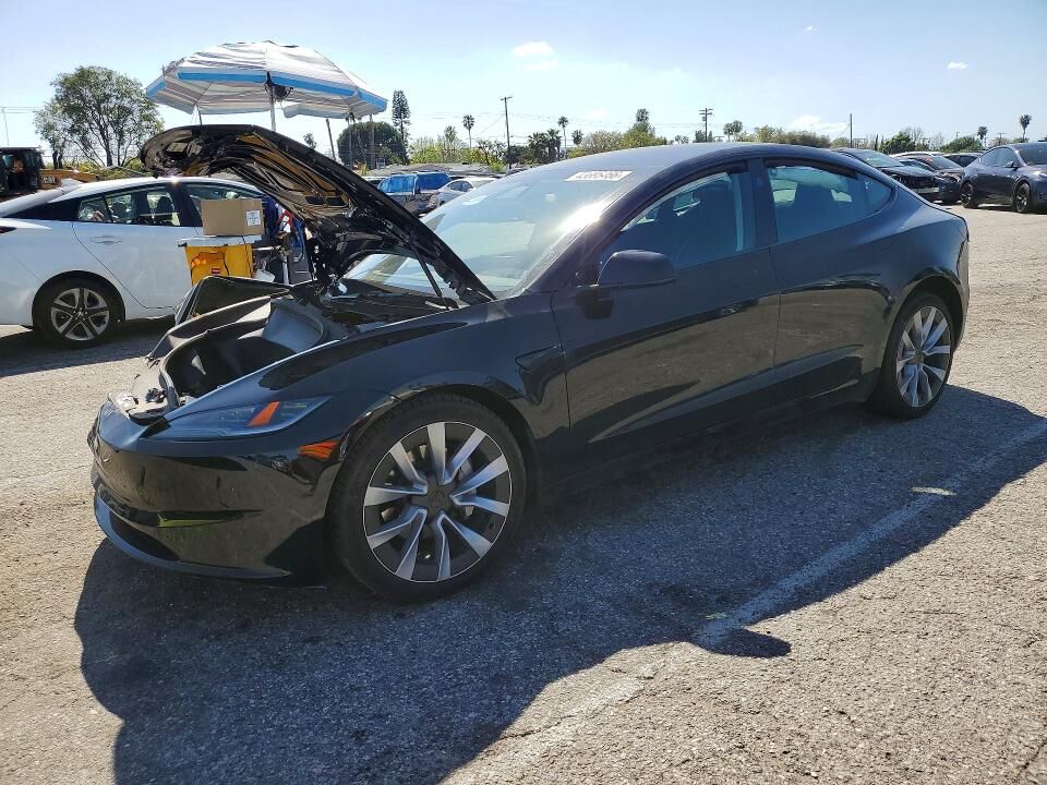 2024 TESLA Model 3