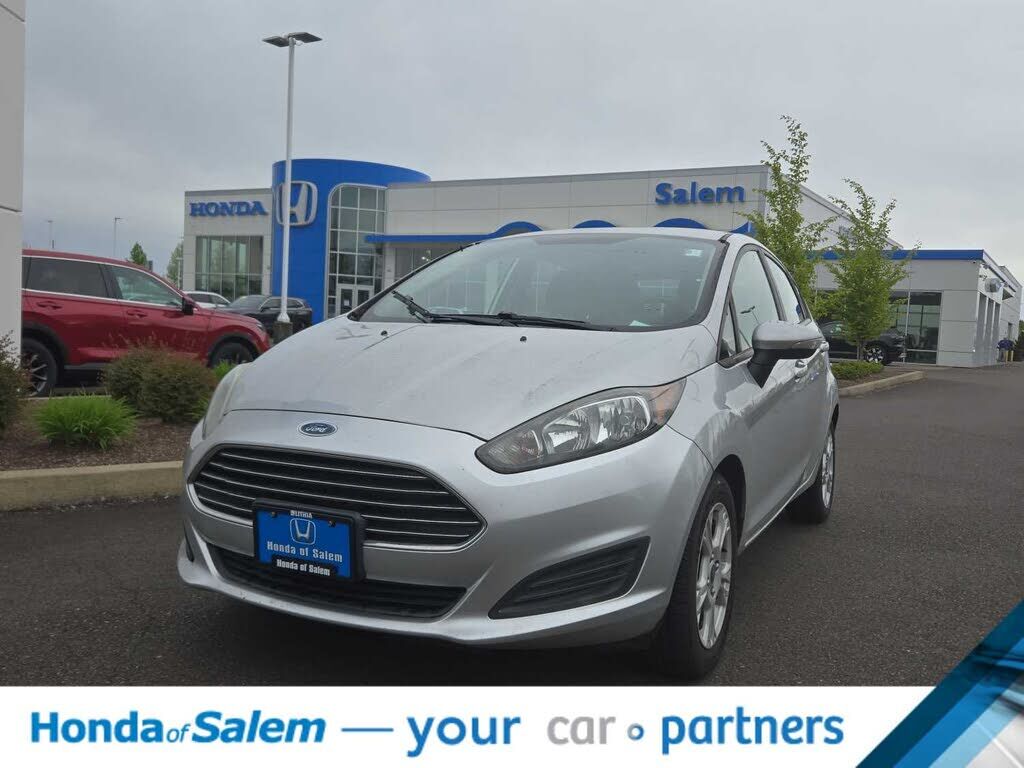 2015 FORD Fiesta