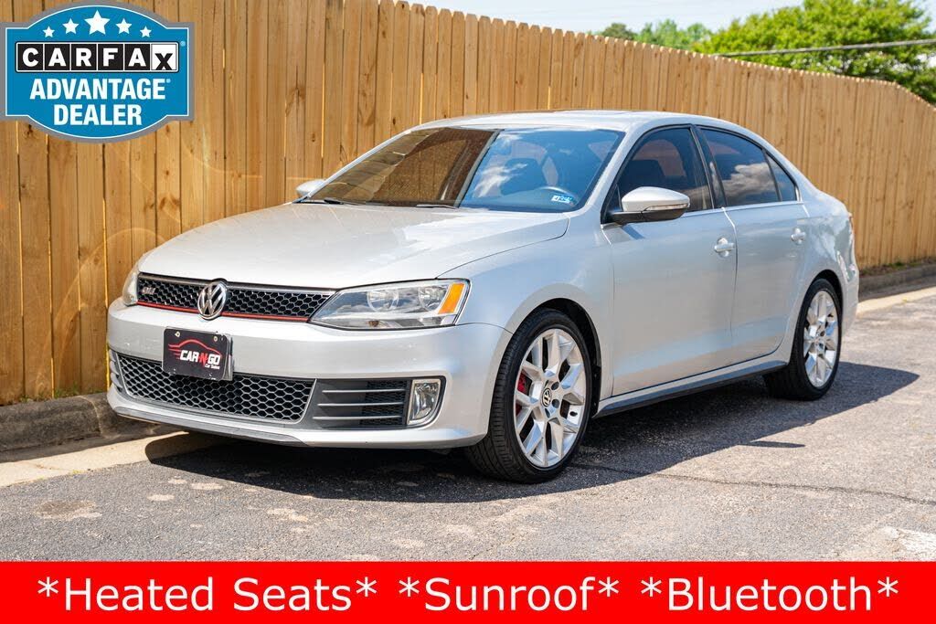 2014 VOLKSWAGEN Jetta