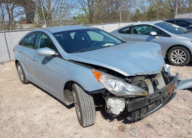 2011 HYUNDAI Sonata