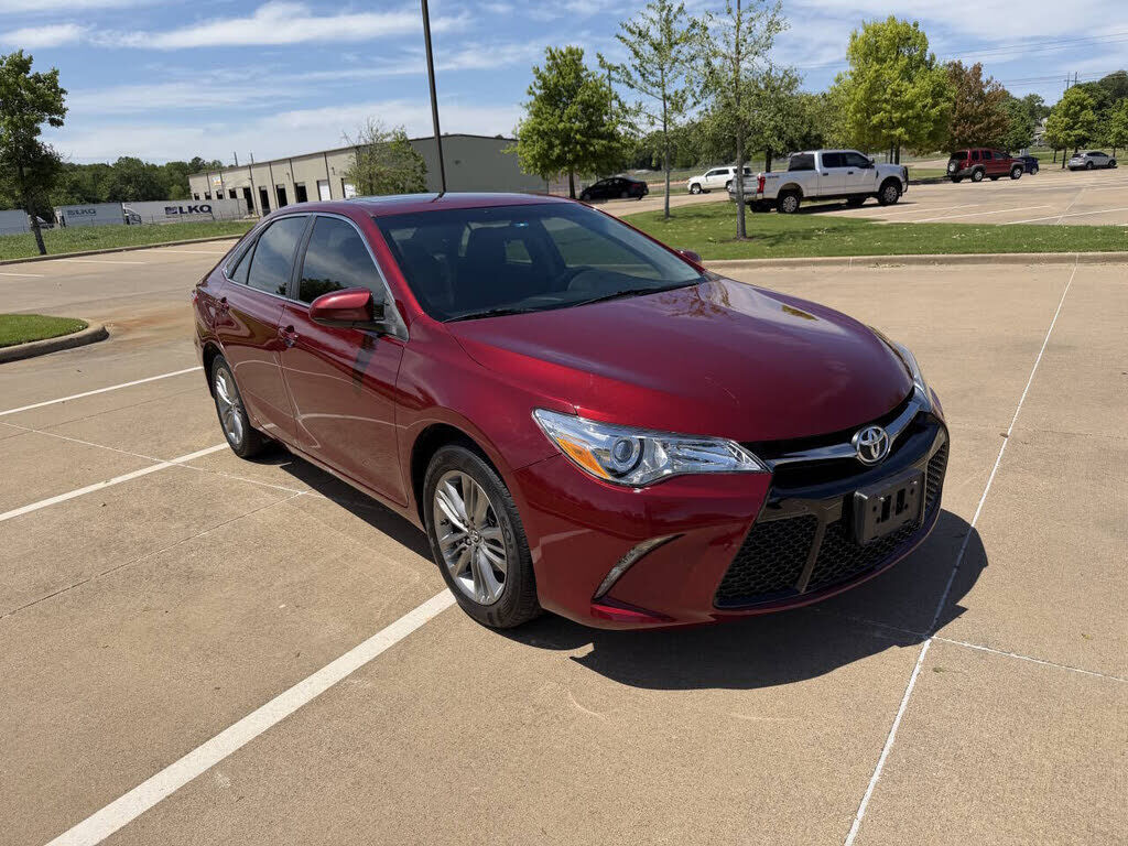 2017 TOYOTA Camry