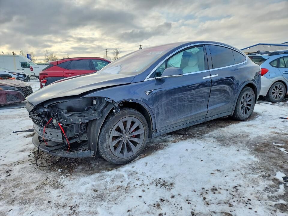 2018 TESLA Model X