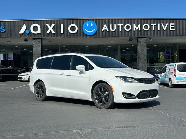 2020 CHRYSLER Pacifica