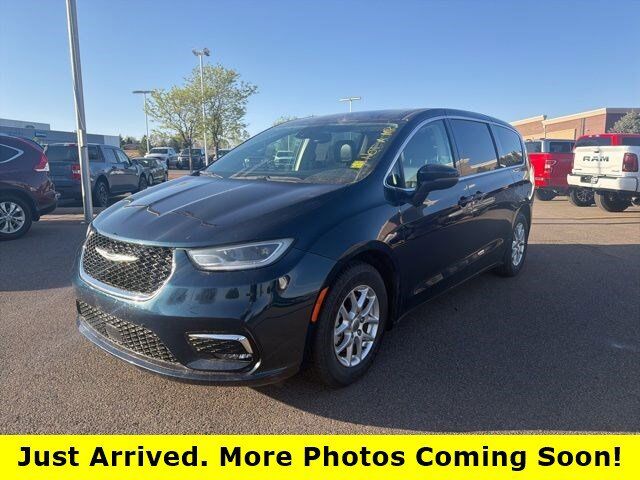 2023 CHRYSLER Pacifica