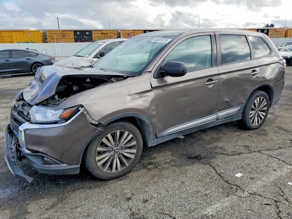 2020 MITSUBISHI Outlander