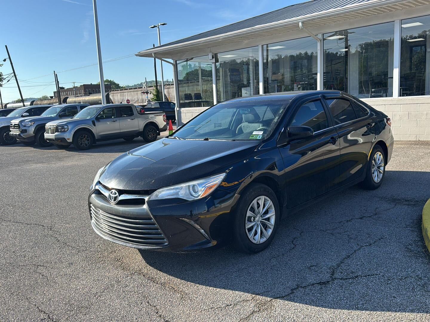 2017 TOYOTA Camry