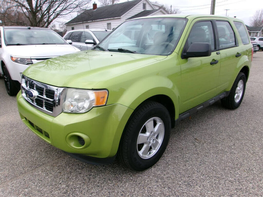 2011 FORD Escape