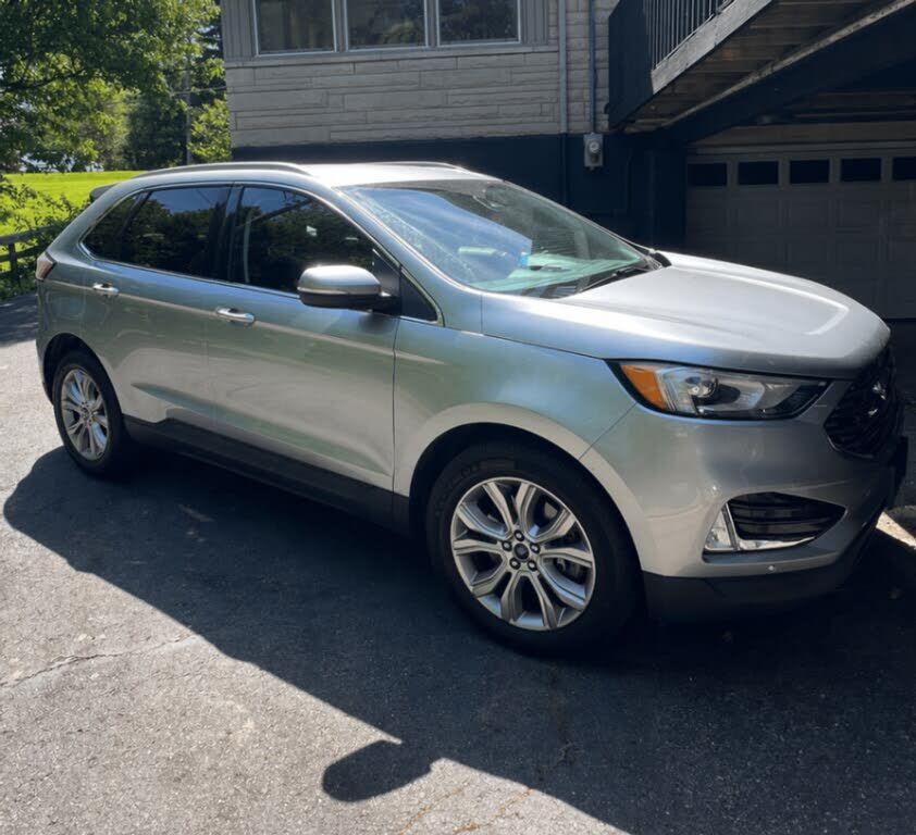 2020 FORD Edge