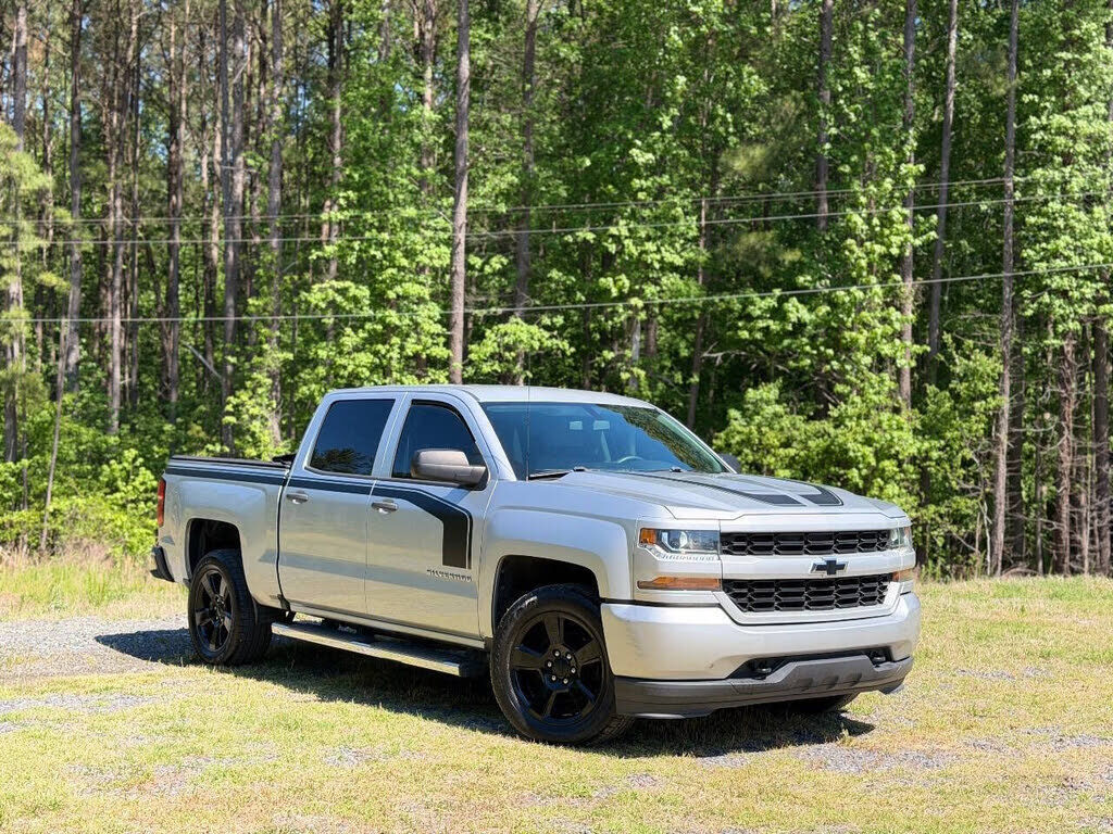 2018 CHEVROLET Silverado