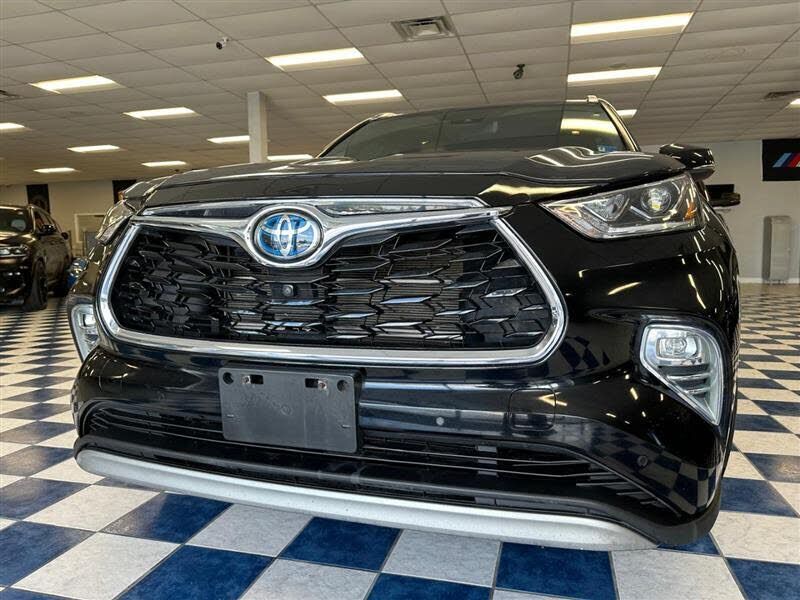 2021 TOYOTA Highlander