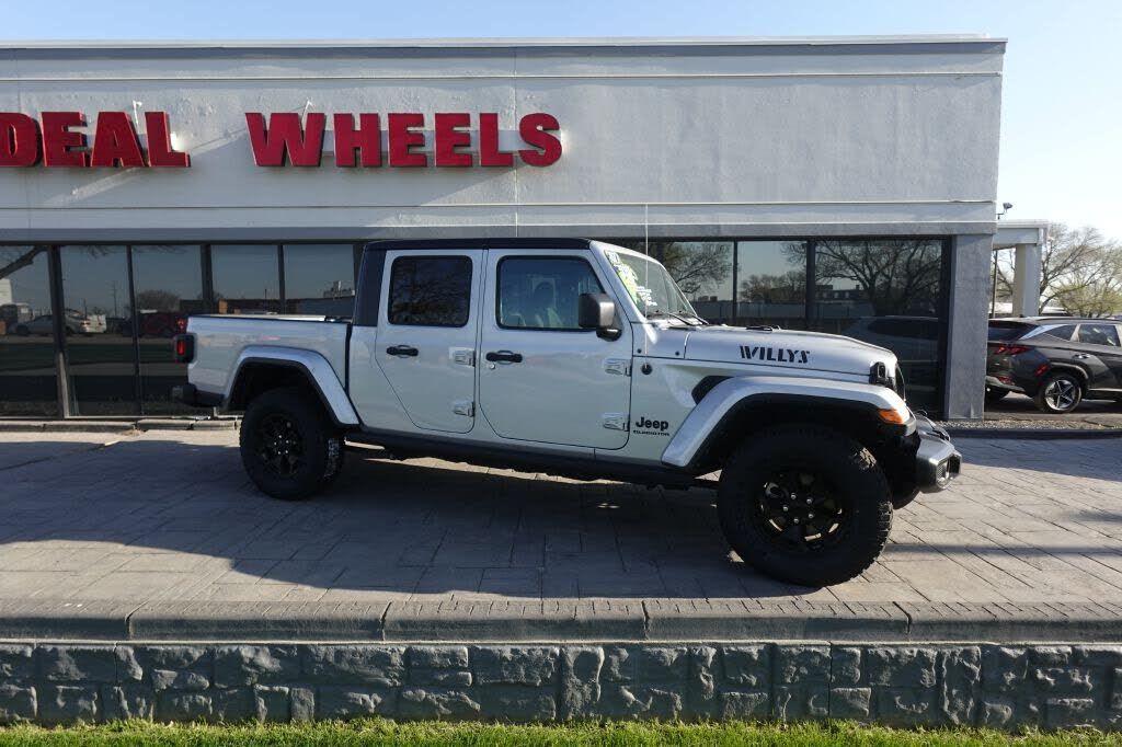 2022 JEEP Gladiator