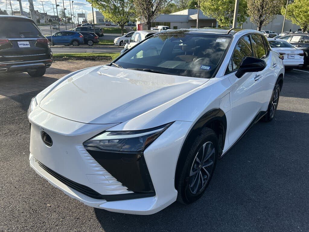 2023 LEXUS RZ 450e