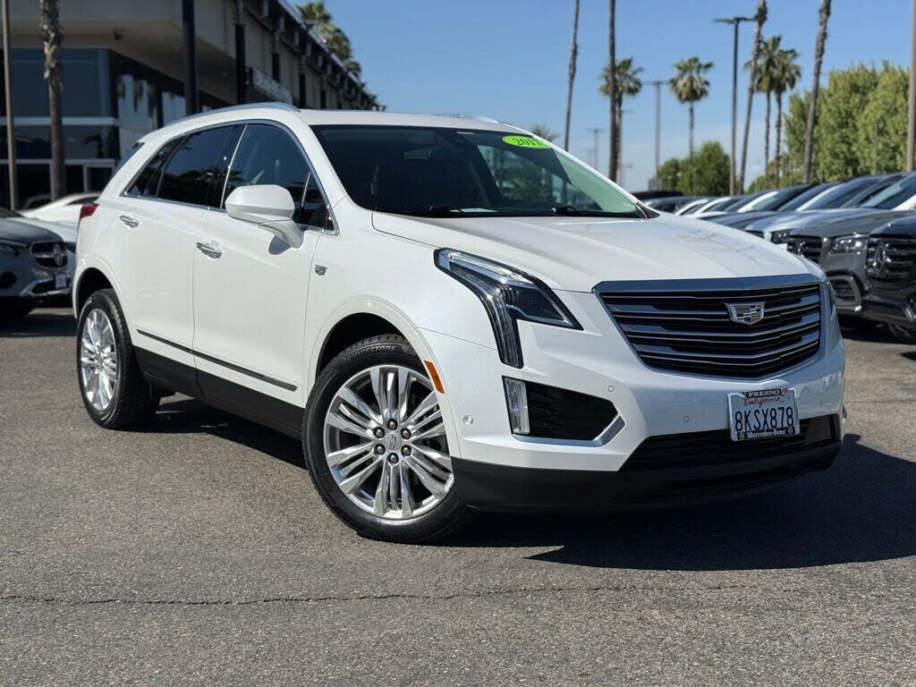2017 CADILLAC XT5