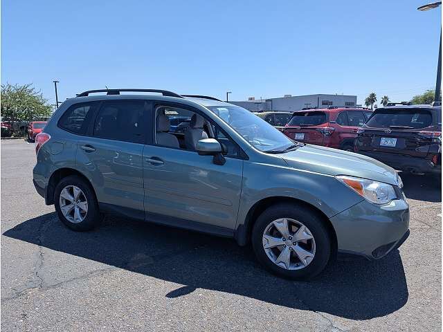 2015 SUBARU Forester