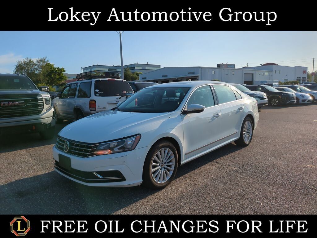 2017 VOLKSWAGEN Passat