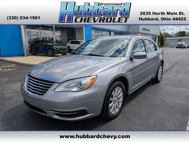 2013 CHRYSLER 200