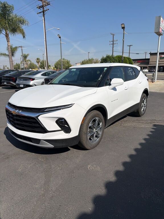 2025 CHEVROLET Blazer