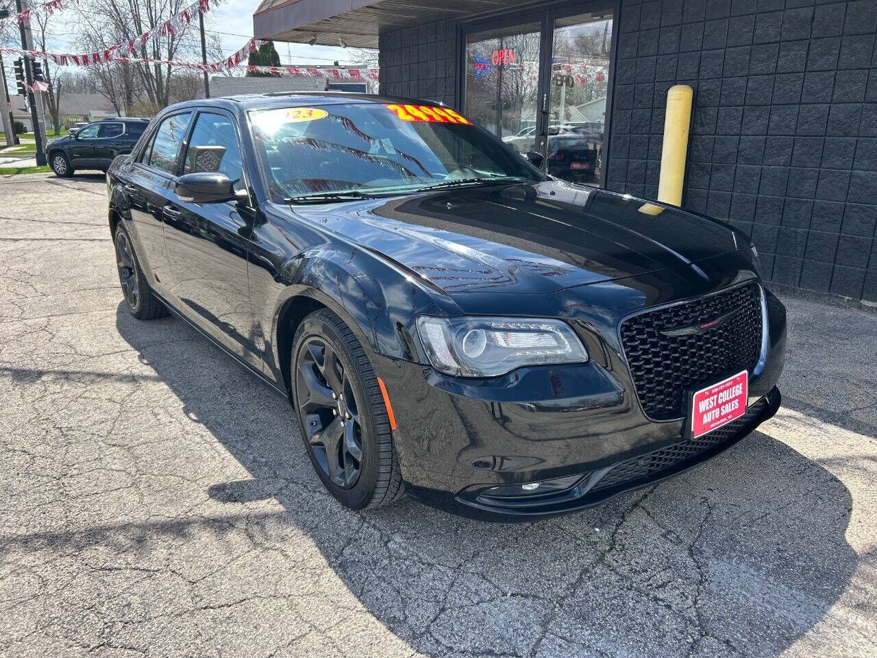 2023 CHRYSLER 300