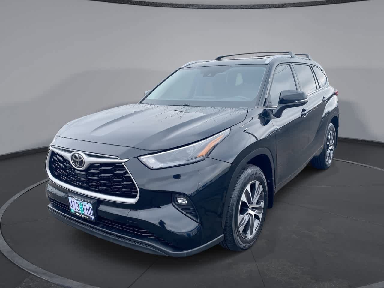 2022 TOYOTA Highlander