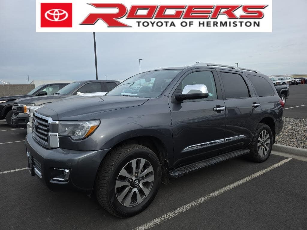 2020 TOYOTA Sequoia
