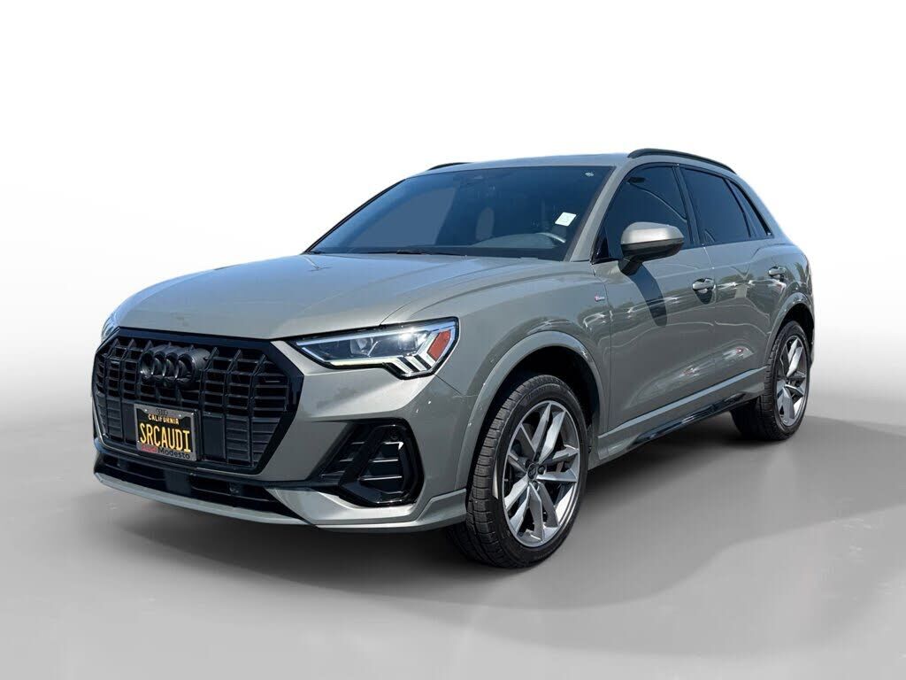 2022 AUDI Q3