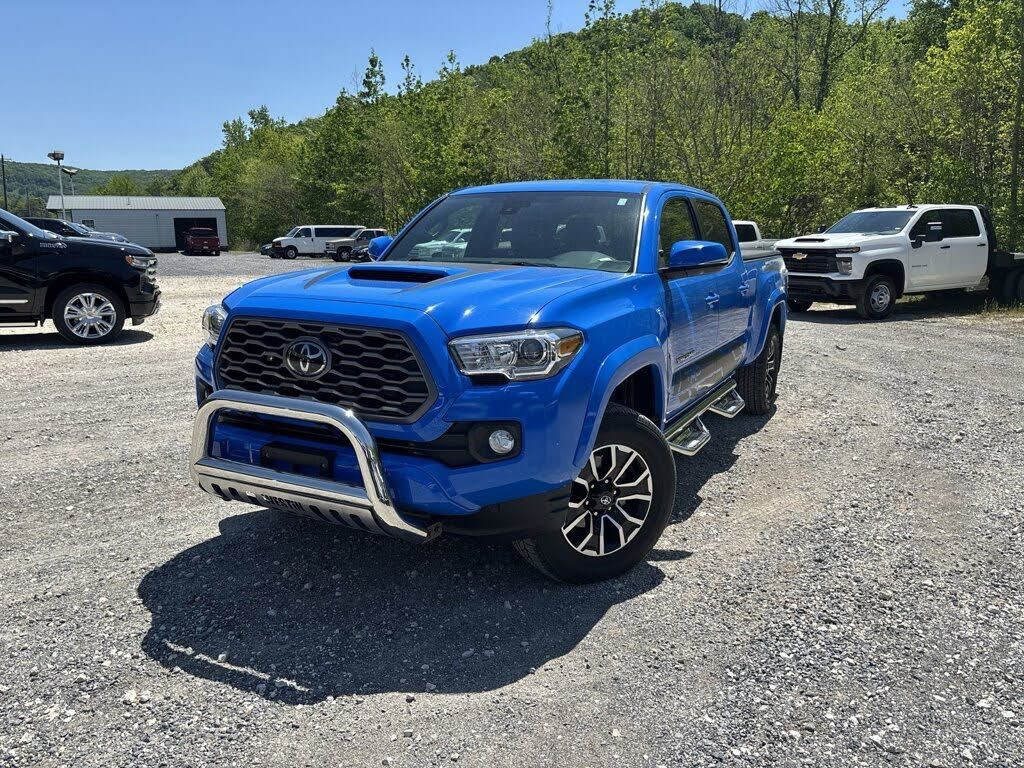 2021 TOYOTA Tacoma