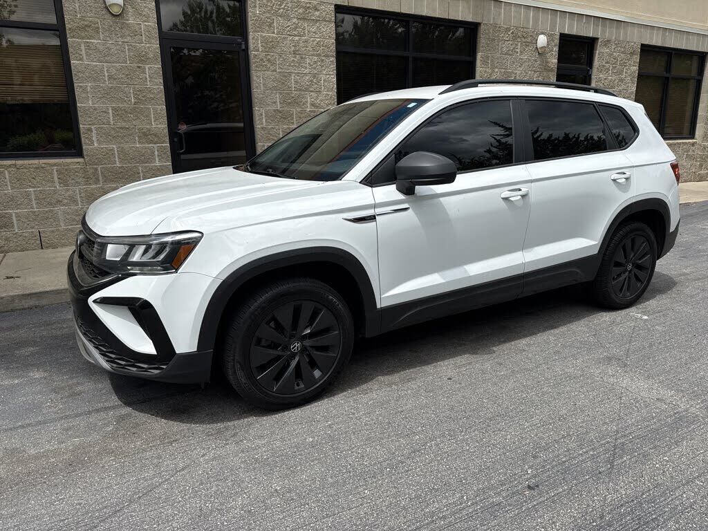 2022 VOLKSWAGEN Taos