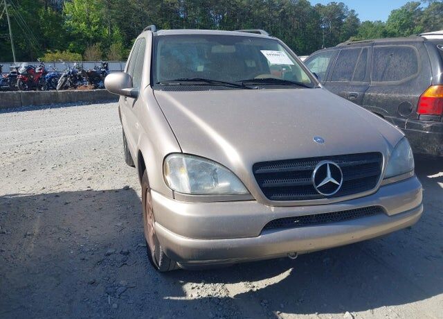 Mercedes-Benz M-Class