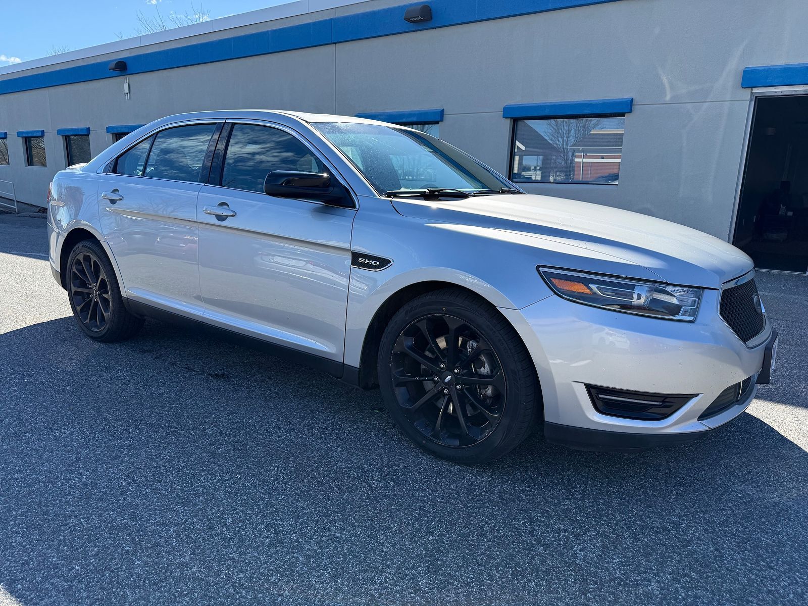 2017 FORD Taurus