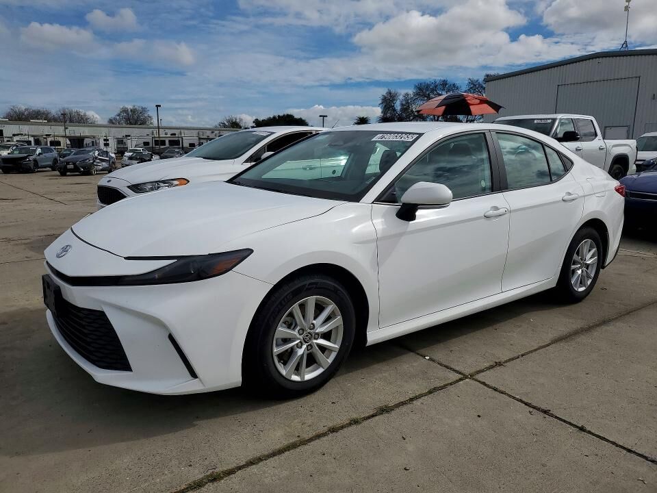 2025 TOYOTA Camry