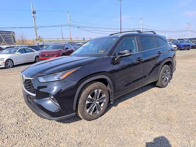 2024 TOYOTA Highlander