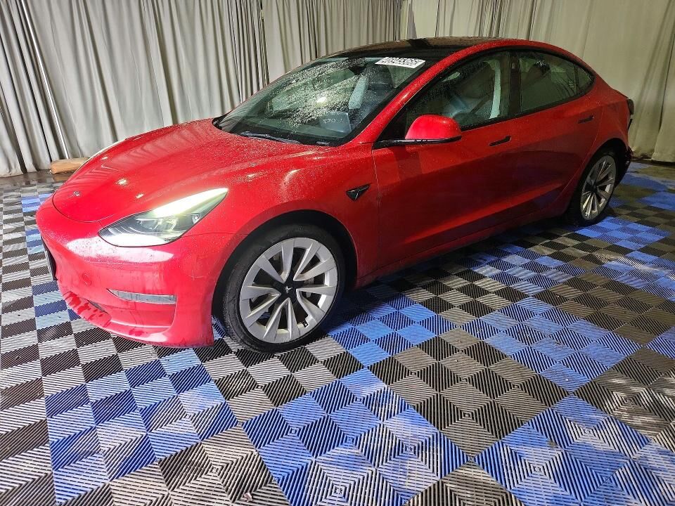 2022 TESLA Model 3