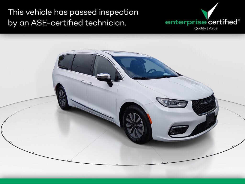 2023 CHRYSLER Pacifica