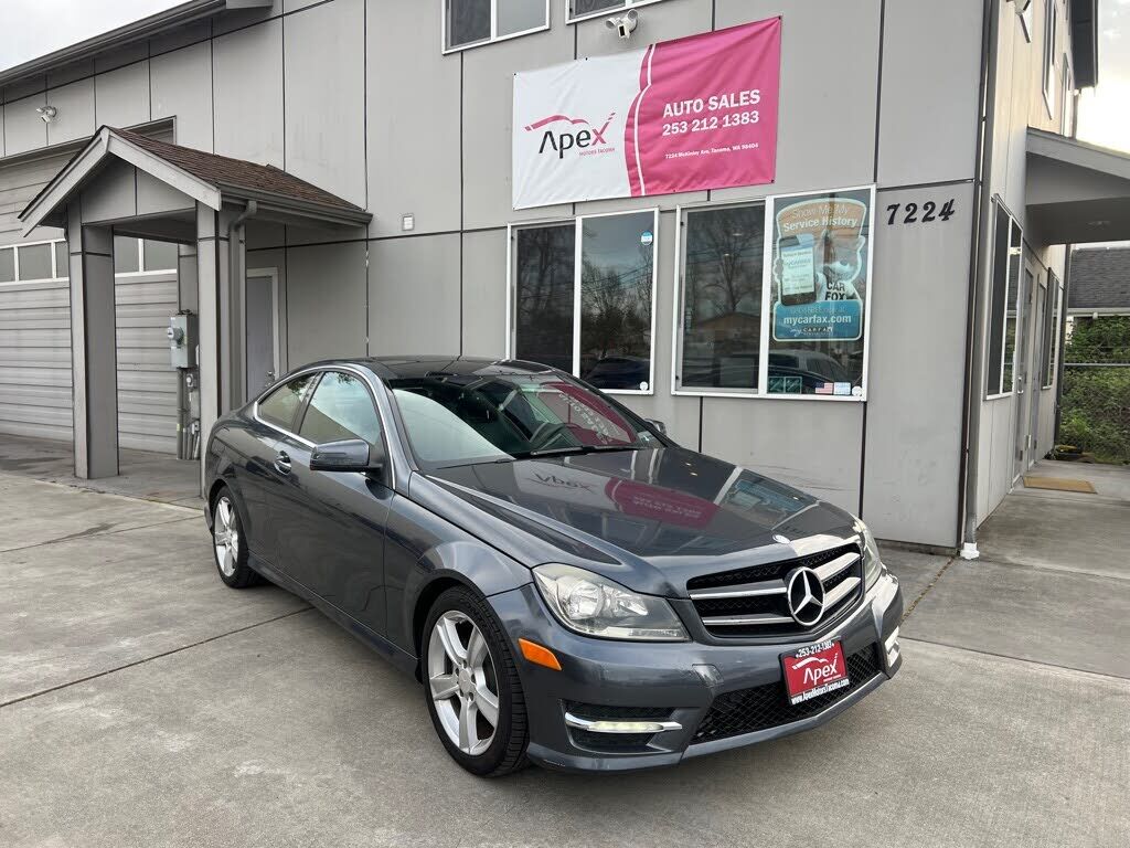 2015 MERCEDES-BENZ C-Class