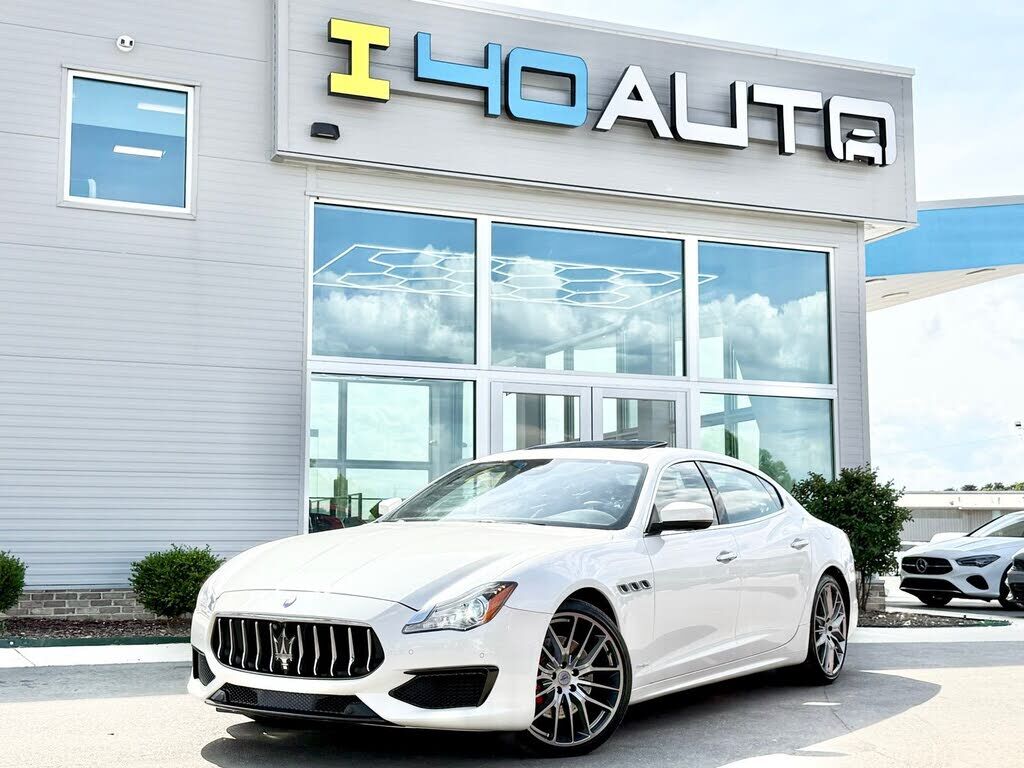 2017 MASERATI Quattroporte