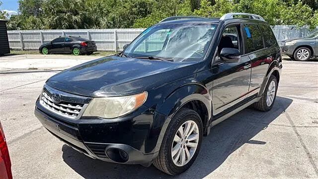 2013 SUBARU Forester
