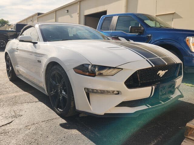 2020 FORD Mustang